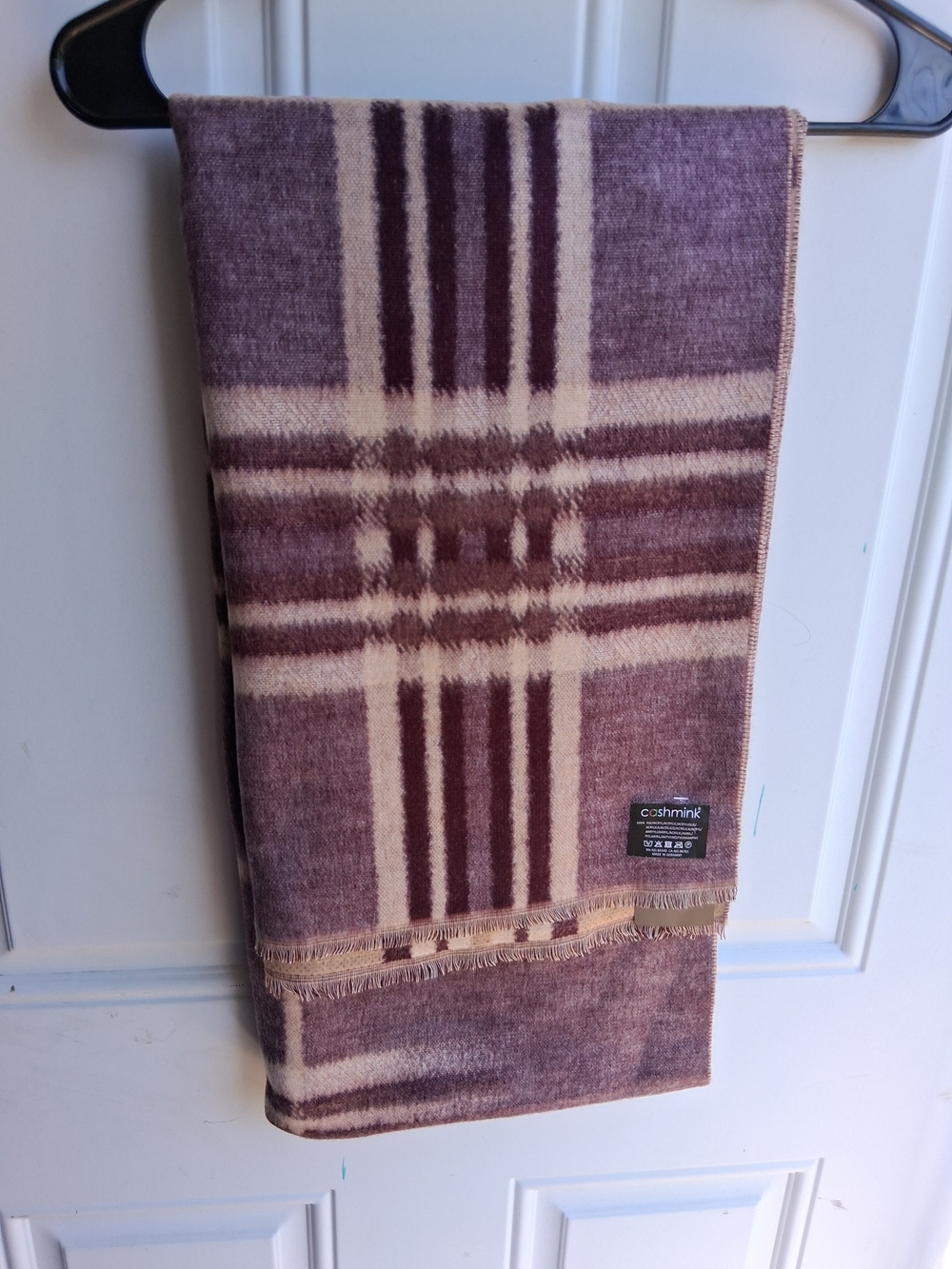 Berillio Plaid Scarf in Mauve and Cream